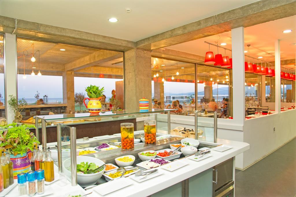 Buca Beach Resort Μεσσήνη Εξωτερικό φωτογραφία