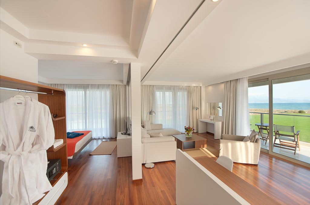 Buca Beach Resort Μεσσήνη Δωμάτιο φωτογραφία